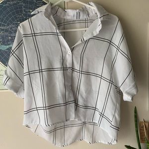 Button down shirt 🖤